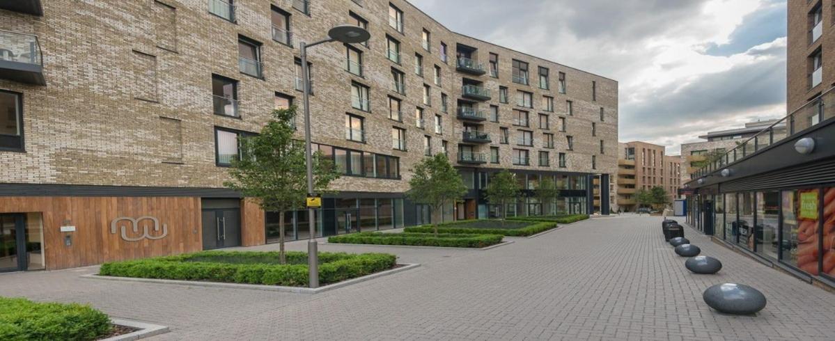 Cozy-chic Riverside 1 Bedroom With Great Transport Links - Perfect For Long *
